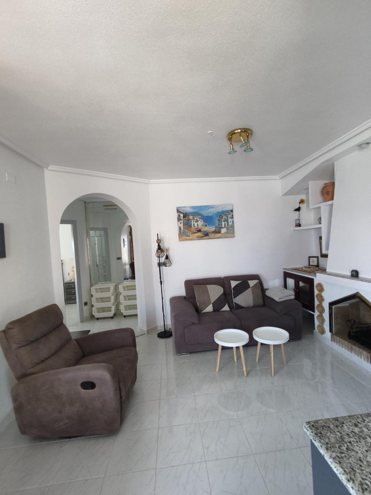 Schoenes Ruhiges Rooftop Apartment Mit Grosser Dachterrasse Torrevieja Kültér fotó