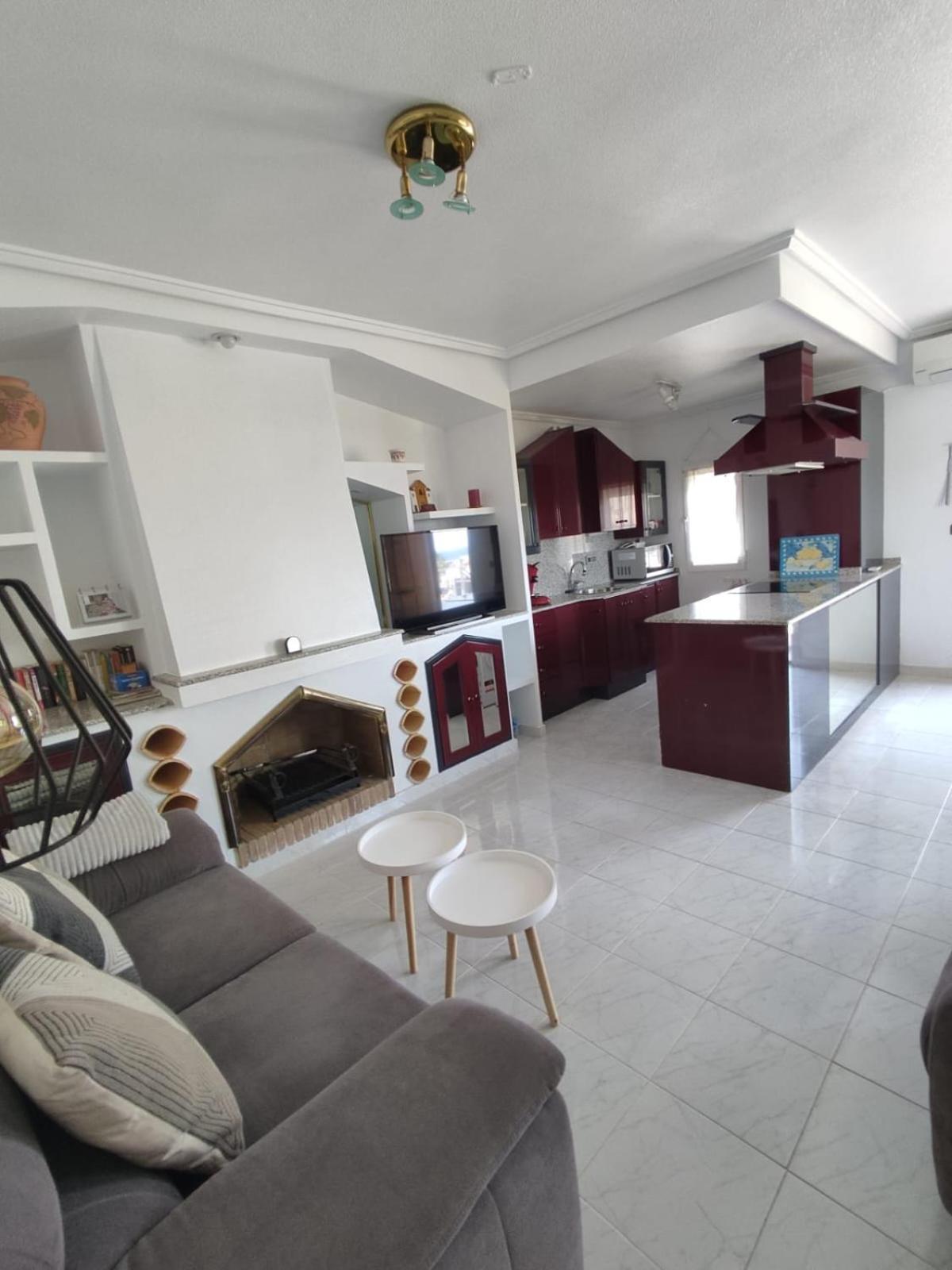 Schoenes Ruhiges Rooftop Apartment Mit Grosser Dachterrasse Torrevieja Kültér fotó