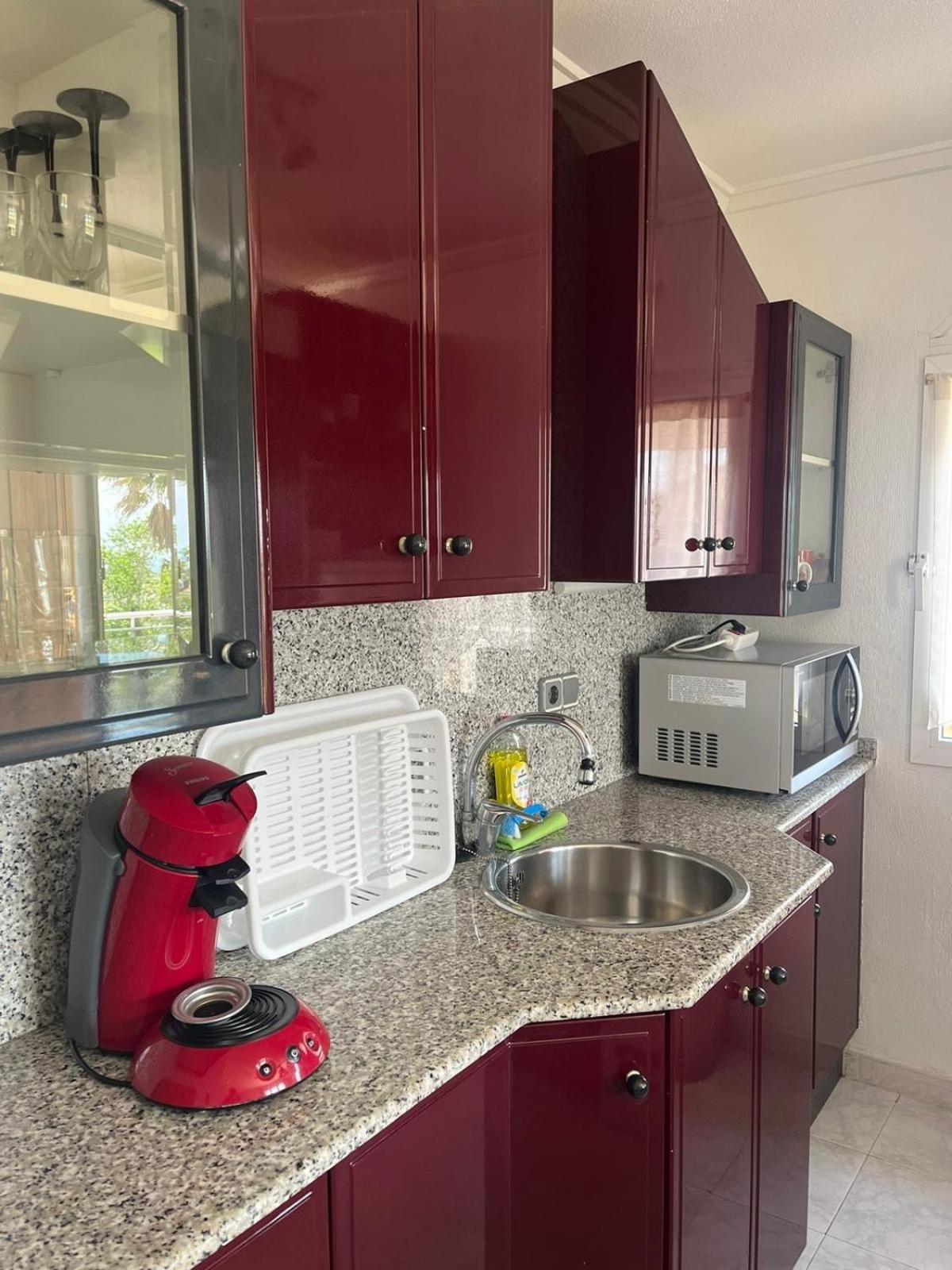 Schoenes Ruhiges Rooftop Apartment Mit Grosser Dachterrasse Torrevieja Kültér fotó